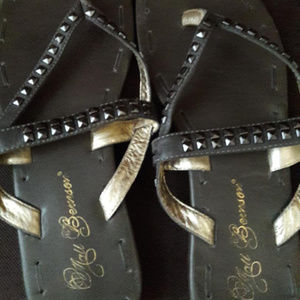 Trendy leather sandals made in Brazil